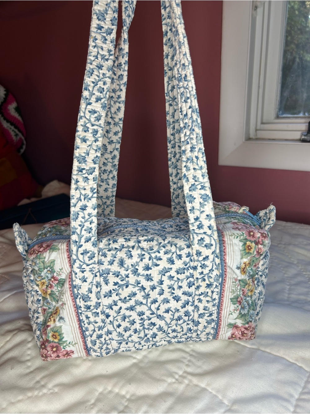 Vera Bradley blue delft vintage cottage core 100 shoulder bag
